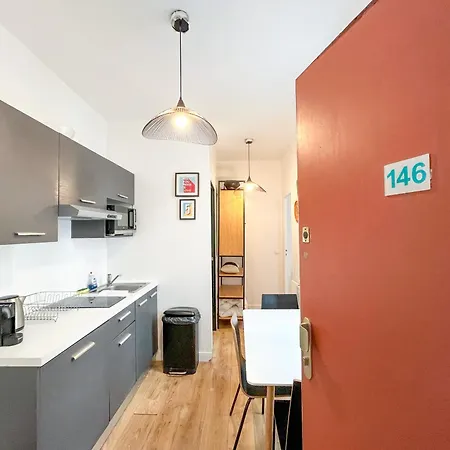 146 - Urban Cosy Flat In Appartamento